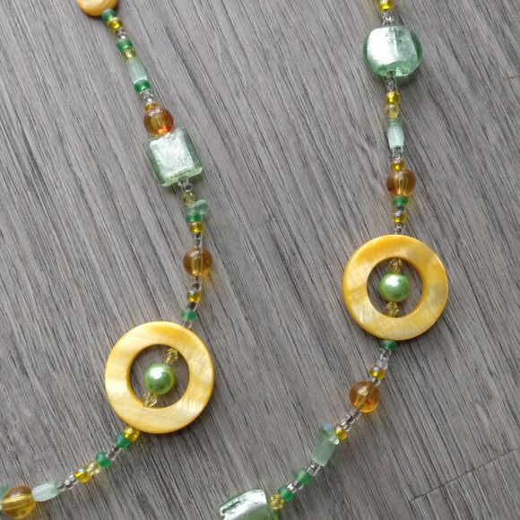 Yellow and Green Glass Beaded Necklace Pearlescent Shell Long - Picture 4 of 8